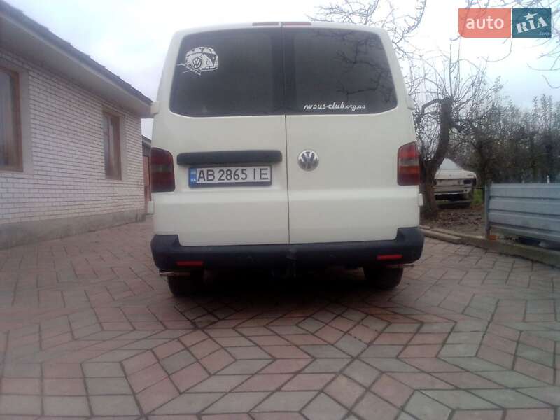 Грузопассажирский фургон Volkswagen Transporter 2006 в Баре