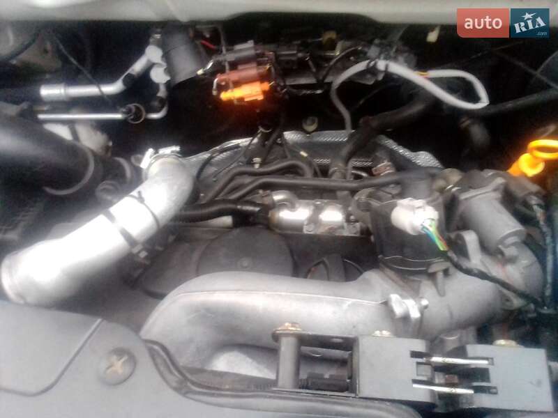 Вантажопасажирський фургон Volkswagen Transporter 2006 в Бару