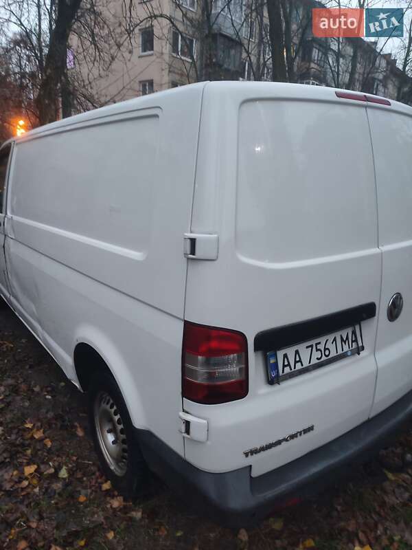 Грузовой фургон Volkswagen Transporter 2011 в Киеве фото 17 Грузовой фургон Volkswagen Transporter 2011 в Киеве