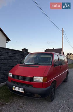 Мінівен Volkswagen Transporter 2000 в Рівному