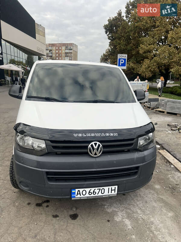 Мікроавтобус вантажний (до 3,5т) Volkswagen Transporter 2013 в Ужгороді фото 2 Мікроавтобус вантажний (до 3,5т) Volkswagen Transporter 2013 в Ужгороді