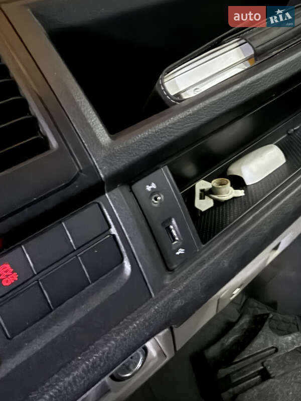 Вантажний фургон Volkswagen Transporter 2019 в Києві