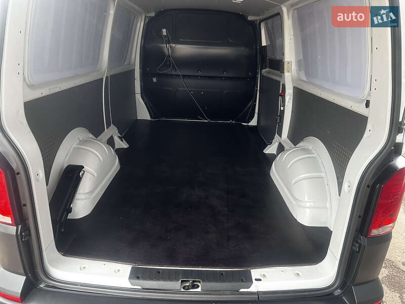 Грузовой фургон Volkswagen Transporter 2023 в Киеве