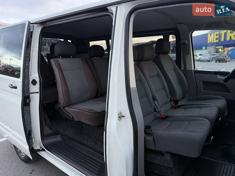 Минивэн Volkswagen Transporter 2004 в Виннице
