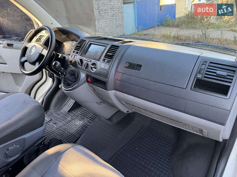 Минивэн Volkswagen Transporter 2008 в Чернигове