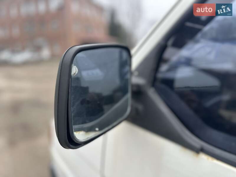 Вантажний фургон Volkswagen Transporter 2000 в Тернополі
