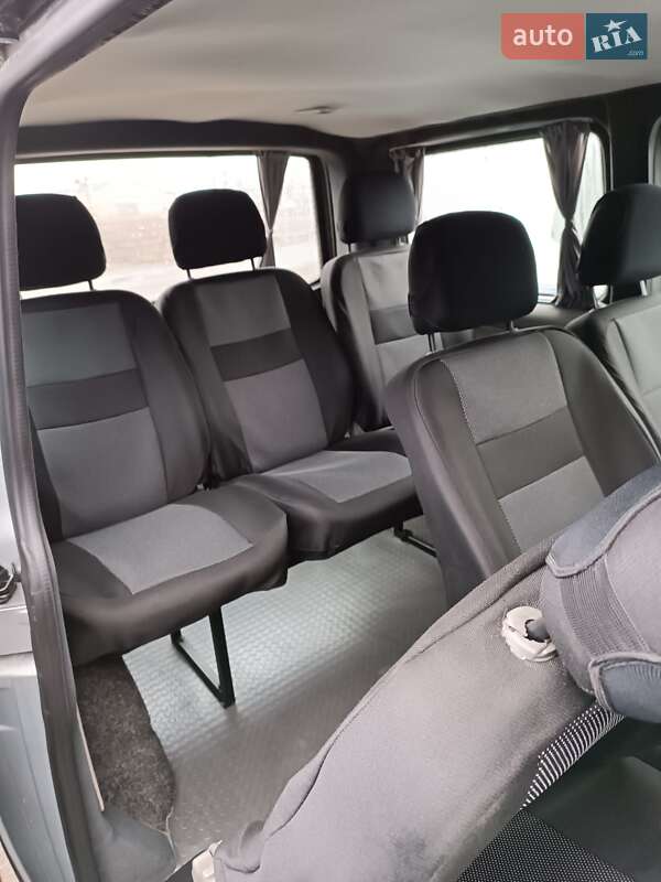 Минивэн Volkswagen Transporter 2008 в Чутове