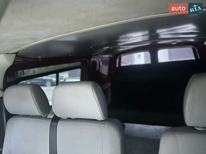 Вантажний фургон Volkswagen Transporter 2006 в Харкові
