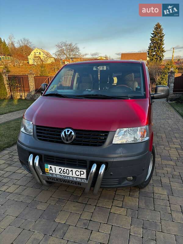 Минивэн Volkswagen Transporter 2004 в Тараще