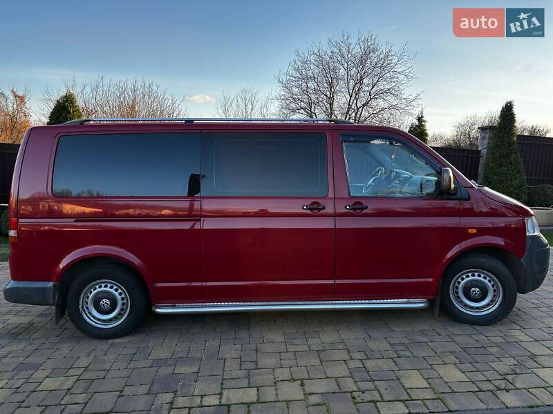 Минивэн Volkswagen Transporter 2004 в Тараще
