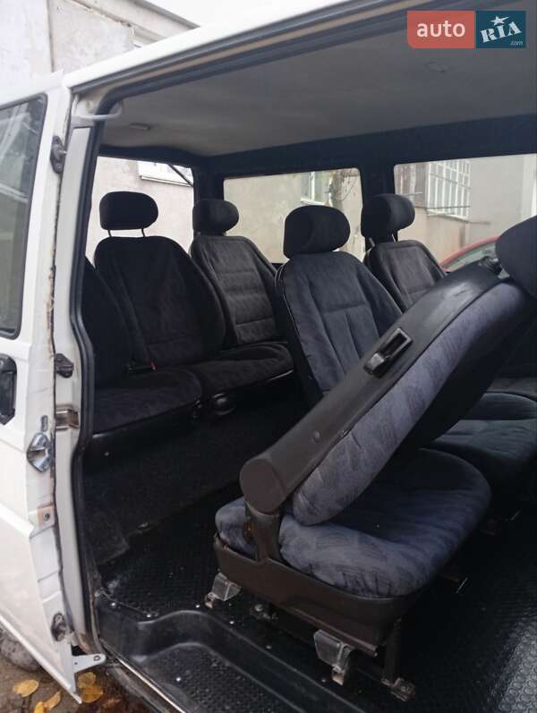 Минивэн Volkswagen Transporter 1998 в Томашполе