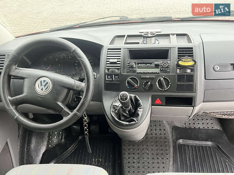 Минивэн Volkswagen Transporter 2003 в Кицмани