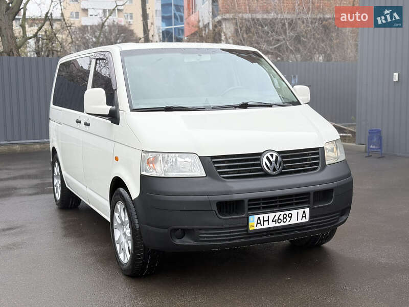 Минивэн Volkswagen Transporter 2004 в Полтаве