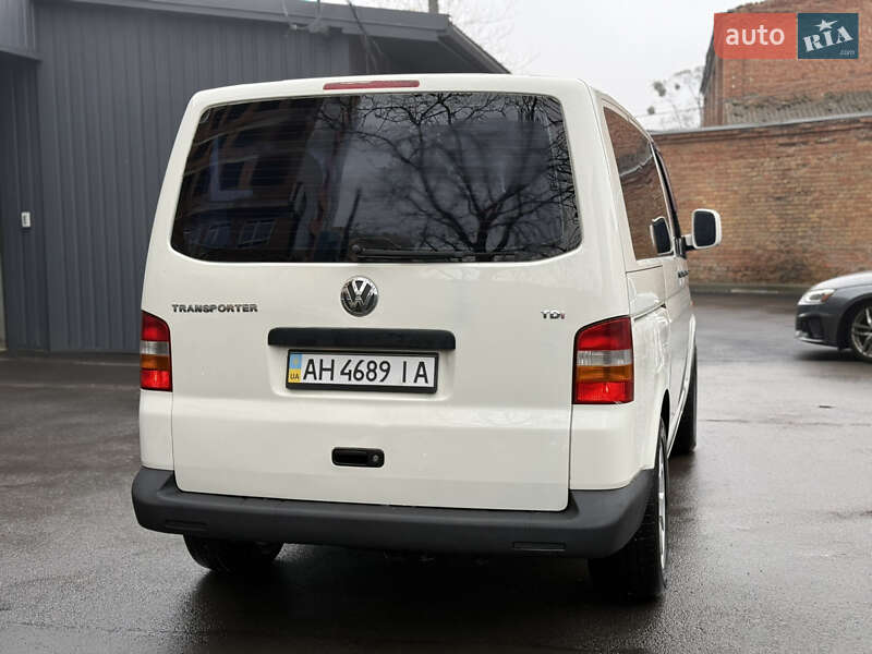 Минивэн Volkswagen Transporter 2004 в Полтаве