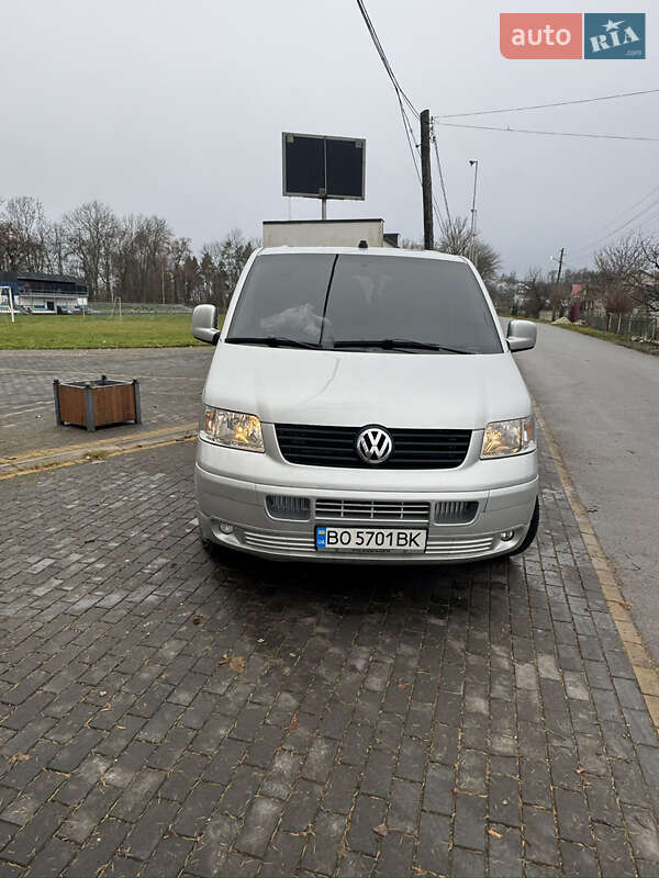 Минивэн Volkswagen Transporter 2006 в Вишневце