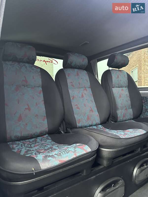 Минивэн Volkswagen Transporter 2005 в Смеле