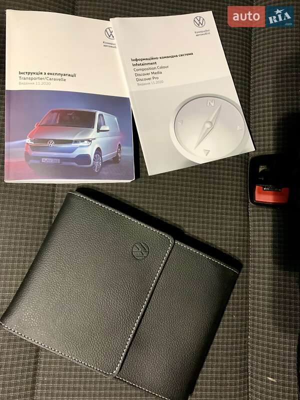 Минивэн Volkswagen Transporter 2021 в Киеве