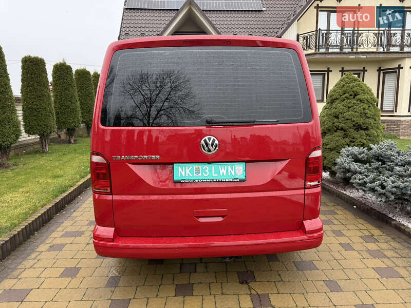 Вантажний фургон Volkswagen Transporter 2018 в Чернівцях
