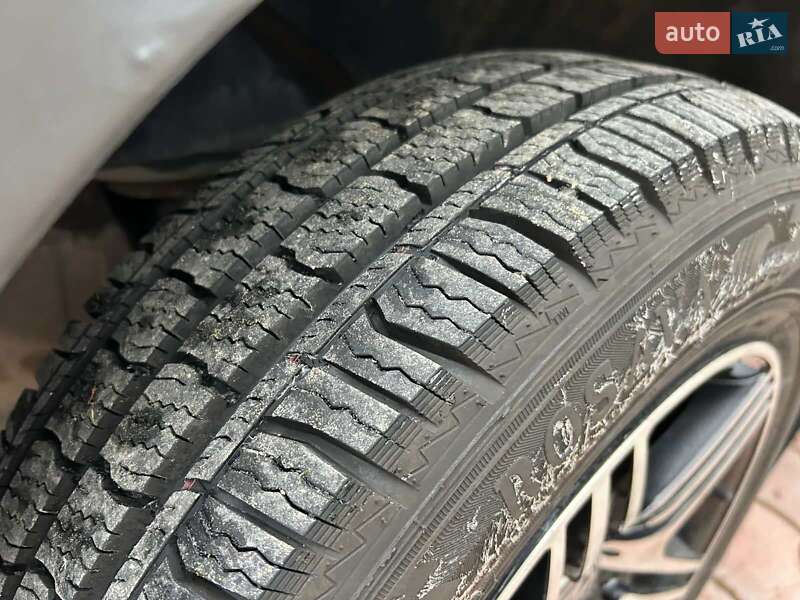 Грузовой фургон Volkswagen Transporter 2002 в Надворной