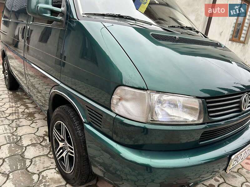 Грузовой фургон Volkswagen Transporter 2002 в Надворной