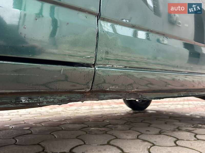 Грузовой фургон Volkswagen Transporter 2002 в Надворной