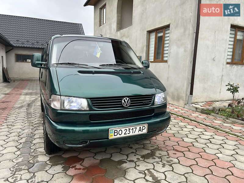 Грузовой фургон Volkswagen Transporter 2002 в Надворной