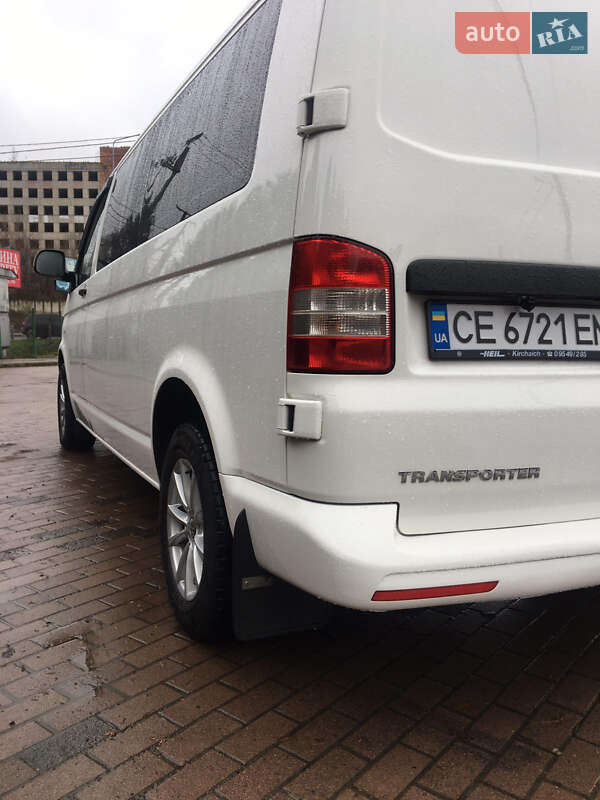 Минивэн Volkswagen Transporter 2015 в Черновцах