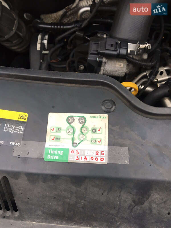 Минивэн Volkswagen Transporter 2015 в Черновцах