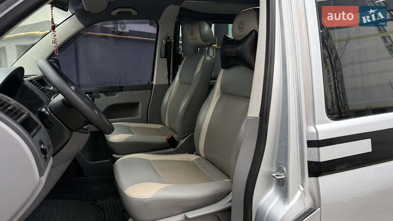 Минивэн Volkswagen Transporter 2005 в Ивано-Франковске