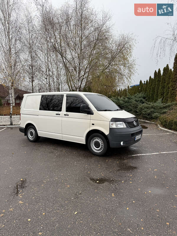 Минивэн Volkswagen Transporter 2005 в Смеле