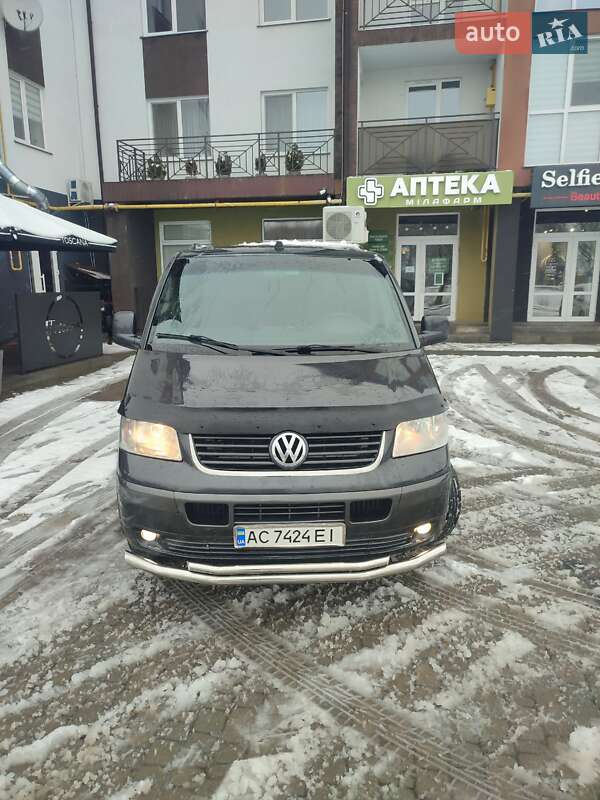 Минивэн Volkswagen Transporter 2005 в Ратным