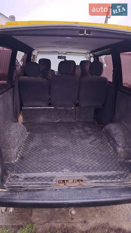 Минивэн Volkswagen Transporter 2000 в Монастыриске