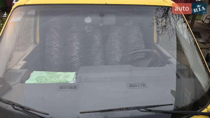 Минивэн Volkswagen Transporter 2000 в Монастыриске