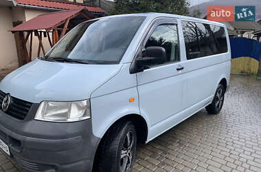 Минивэн Volkswagen Transporter 2003 в Сваляве