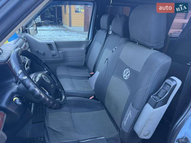 Минивэн Volkswagen Transporter 2001 в Яремче