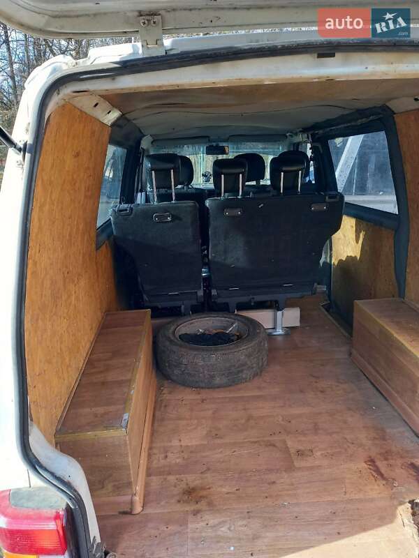 Мінівен Volkswagen Transporter 1997 в Дніпрі