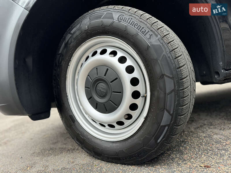 Вантажний фургон Volkswagen Transporter 2020 в Києві