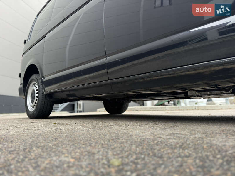 Вантажний фургон Volkswagen Transporter 2020 в Києві