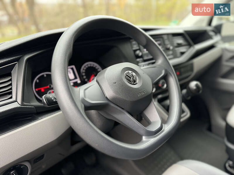 Вантажний фургон Volkswagen Transporter 2020 в Києві