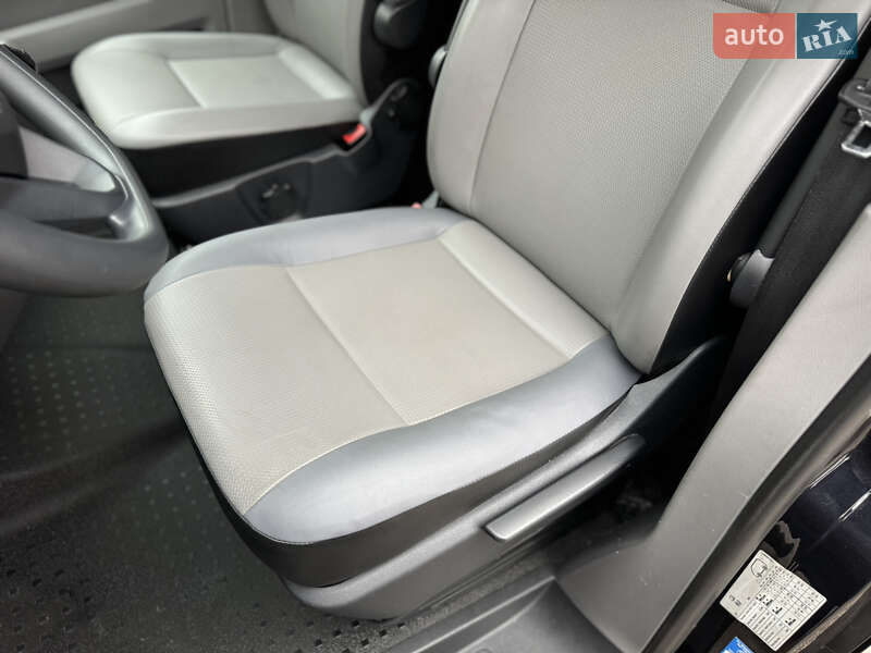 Вантажний фургон Volkswagen Transporter 2020 в Києві