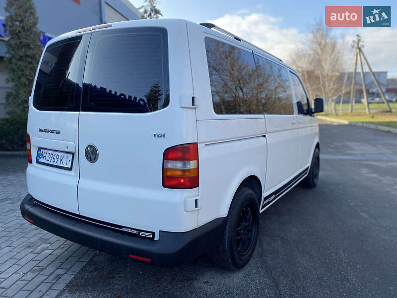 Минивэн Volkswagen Transporter 2006 в Павлограде