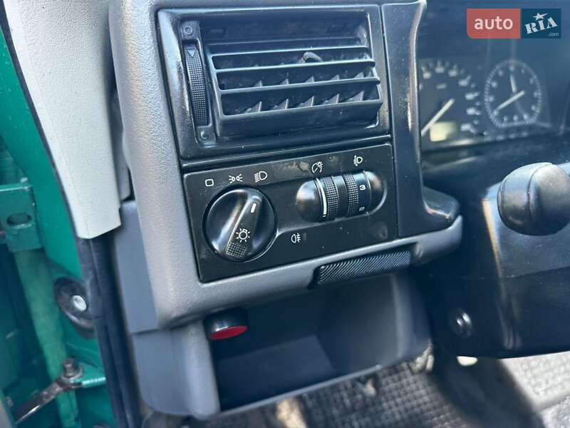 Минивэн Volkswagen Transporter 1998 в Виннице