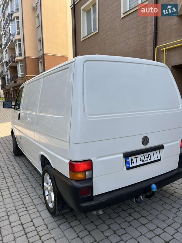 Вантажний фургон Volkswagen Transporter 2001 в Надвірній фото 5 Вантажний фургон Volkswagen Transporter 2001 в Надвірній
