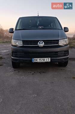 Мінівен Volkswagen Transporter 2018 в Сарнах