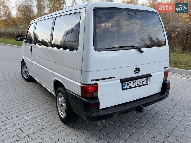 Мінівен Volkswagen Transporter 2000 в Львові