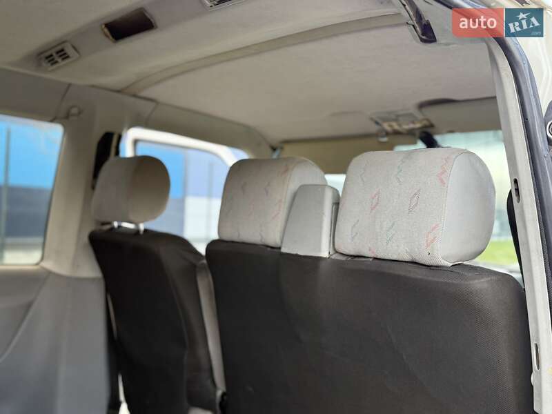 Мінівен Volkswagen Transporter 2000 в Львові