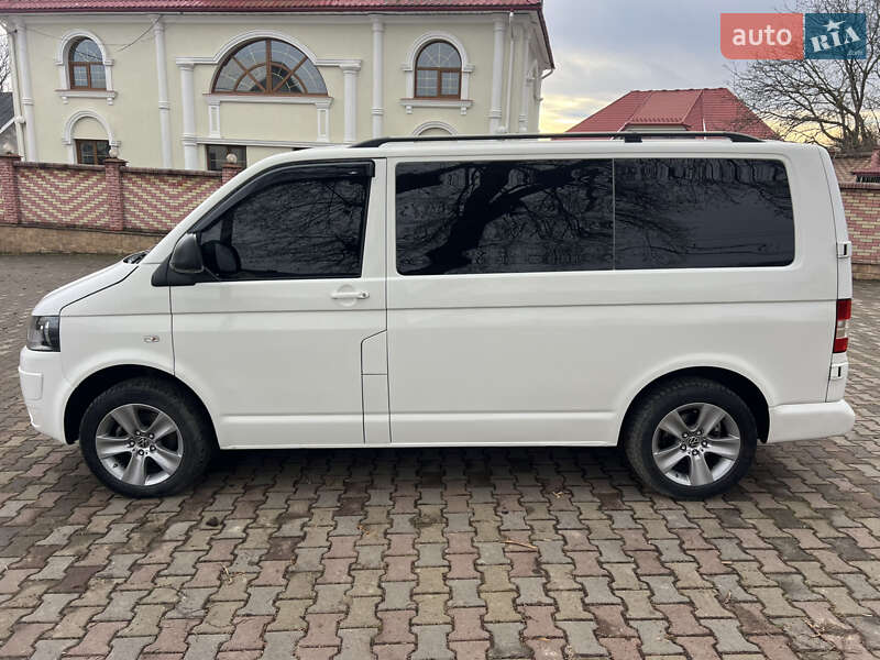 Вантажний фургон Volkswagen Transporter 2010 в Чернівцях фото 8 Вантажний фургон Volkswagen Transporter 2010 в Чернівцях