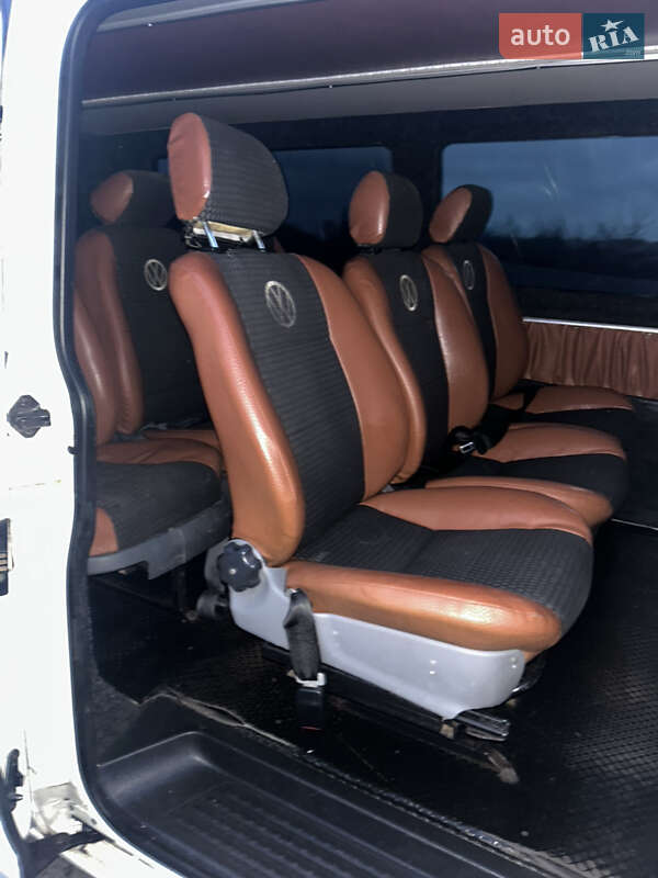 Мінівен Volkswagen Transporter 2004 в Врадіївці фото 6 Мінівен Volkswagen Transporter 2004 в Врадіївці