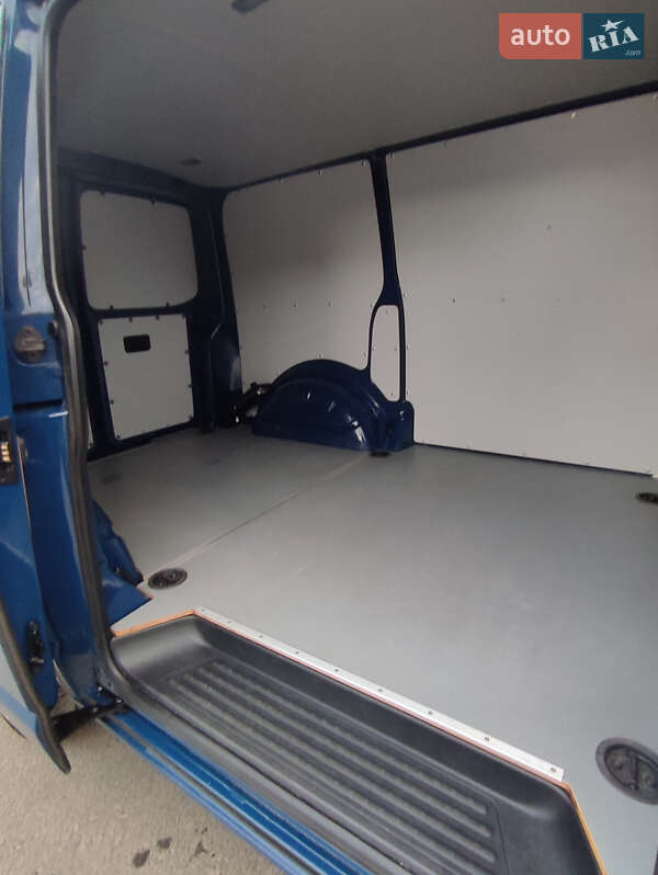 Вантажний фургон Volkswagen Transporter 2018 в Луцьку