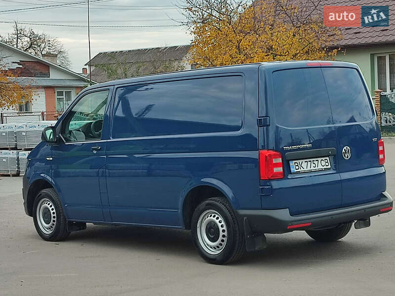 Вантажний фургон Volkswagen Transporter 2018 в Луцьку